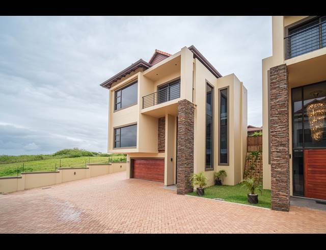 3 BEDROOM TOWNHOUSE FOR SALE IN IZINGA RIDGE